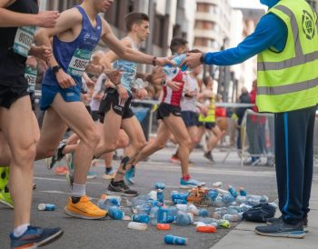 comment établir une stratégie de ravitaillement pendant le marathon