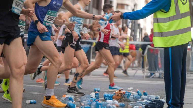 comment établir une stratégie de ravitaillement pendant le marathon